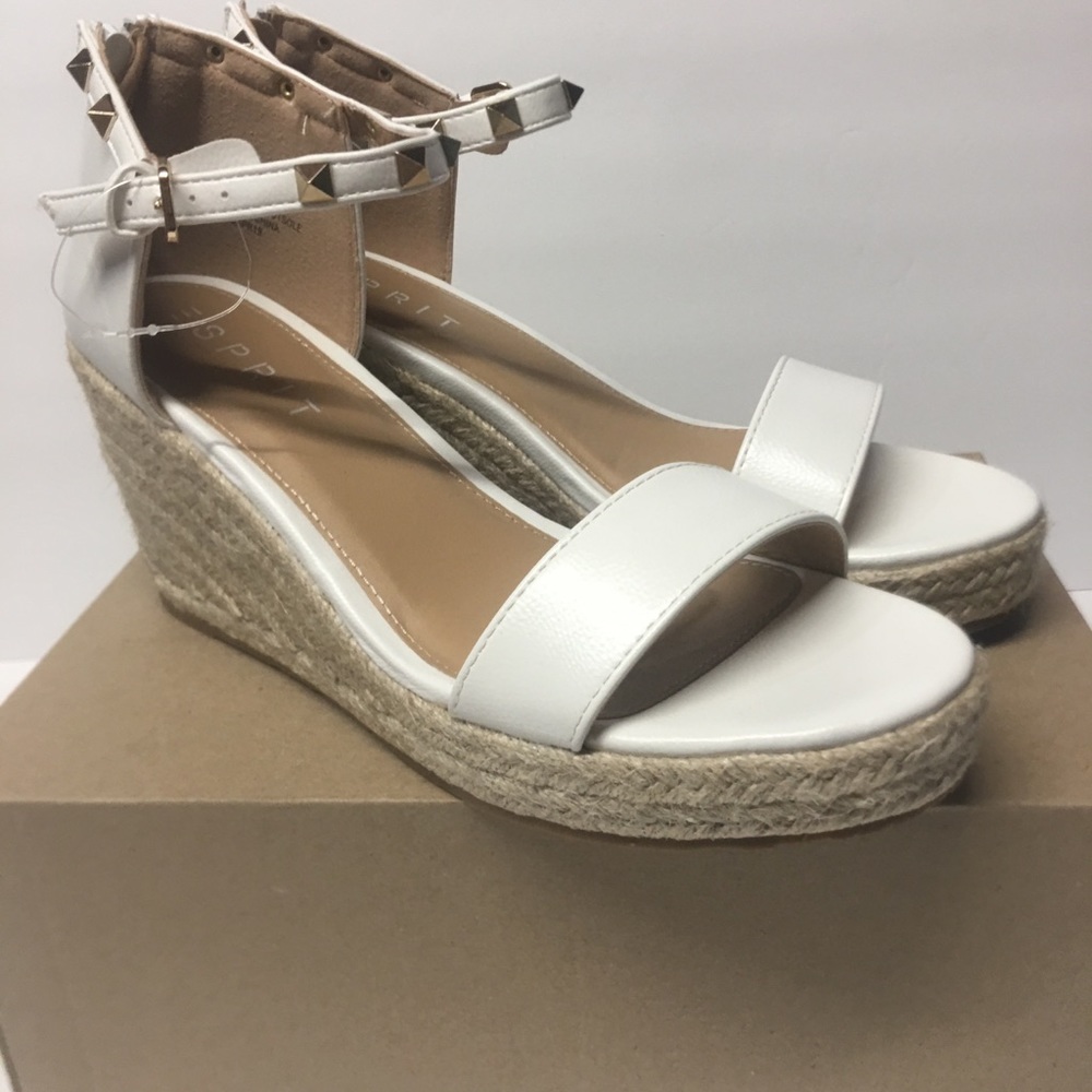 Size 8.5 Esprit wedge espadrille with gold spikes